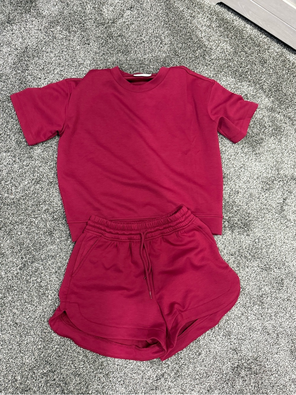 Zenana Outfitters Short Sleeve Top in Berry Red